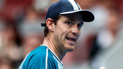 Nicolás Jarry no pudo ante Zverev y se despide del ATP 500 de Beijing