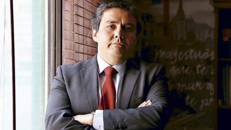 Rodrigo Sandoval cree que Kast no cumplirá su promesa: expulsar 350 mil migrantes "tomaría 200 años"