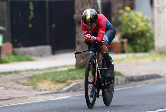 Cae la cuarta: Aranza Villalón gana el bronce en prueba de Ciclismo de Ruta de Santiago 2023