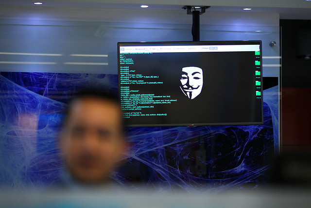 Ciberataque expone información de 10 millones de chilenos en foros de hackers