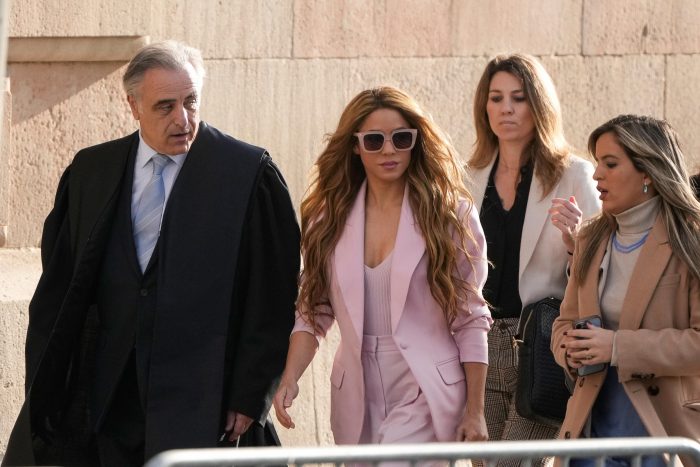 Shakira pacta una multa millonaria y admite fraude fiscal para evitar la prisión en España