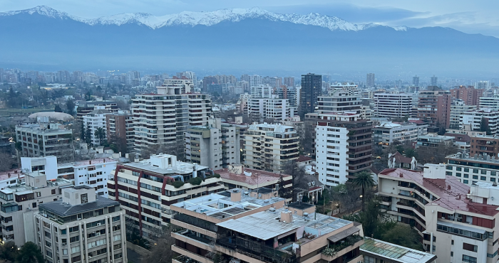 Habitantes de Santiago ponen nota roja a participación de la ciudadanía en la planificación urbana