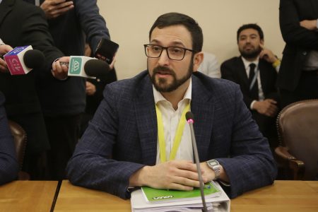 Miguel Crispi confirma asistencia a comisión que revisa acusación contra ministro Montes