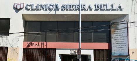 Fantasma de Sierra Bella se le aparece a Desbordes: Tribunal da luz verde a compraventa de exclínica