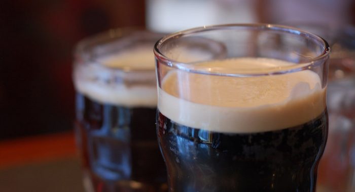 Día de la Cerveza Negra: celebrando los sabores intensos y con carácter