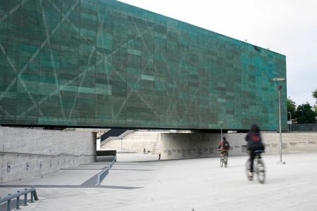 Lanzamiento de libro “Crónicas del Proyecto Hogares. La historia de Valentina y su hermana Tamara”