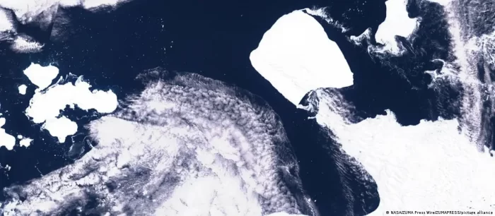 El iceberg más grande del mundo se dirige a mar abierto