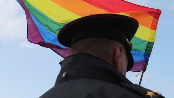 Tribunal Supremo de Rusia prohíbe el movimiento LGBT y lo declara como “una organización extremista”