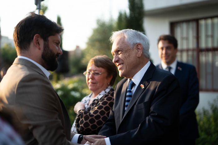 Presidente Boric, Bachelet y Piñera participan en ceremonia de Navidad de la Comunidad Palestina