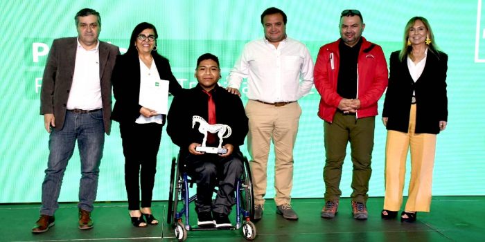 Premian organizaciones que asumen un compromiso con la inclusión laboral