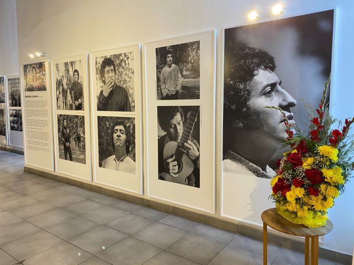 Muestra “Víctor Jara: Dos Miradas. 50 años”