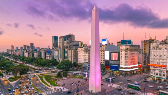 Inflación interanual en Argentina vuelve a subir y se sitúa en 160,9 % en noviembre