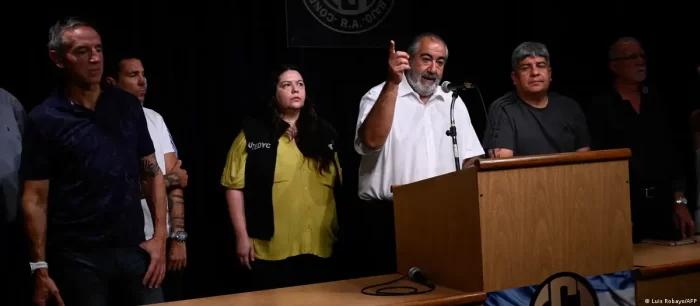 Central sindical convoca a huelga general para el 24 de enero en Argentina