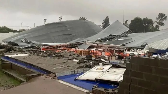 Al menos 13 muertos en Argentina al hundirse el techo de un gimnasio por fuerte temporal