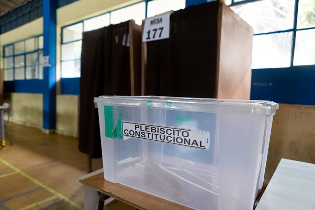 Instaladas las primeras mesas para el Plebiscito Constitucional 2023 en Chile y el extranjero