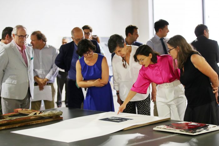 Ministra de las Culturas encabeza recepción de obras recuperadas desde España