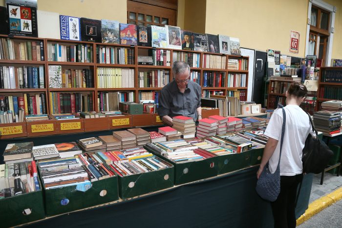 Feria del Libro Usado U. Mayor en Santiago Centro