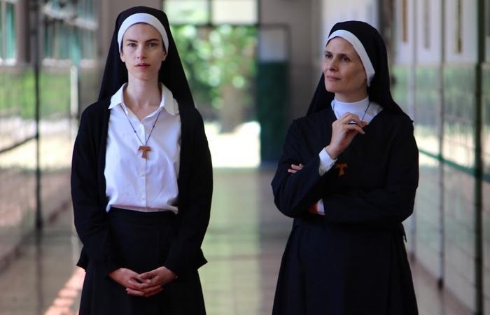 “Caminemos Valentina”: La película que relata la historia de amor y abusos sufridos por dos monjas