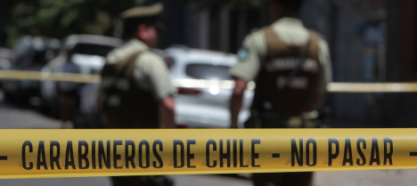 Reportan muerte de carabinero tras balacera en Quinta Normal: estaba de civil con su esposa e hijo