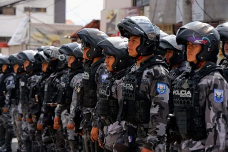 Estado de excepción en Ecuador deja cuatro policías secuestrados y un jefe criminal prófugo
