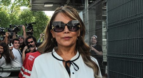 Sin prisión preventiva: Corte de Apelaciones mantiene a Cathy Barriga con arresto domiciliario total