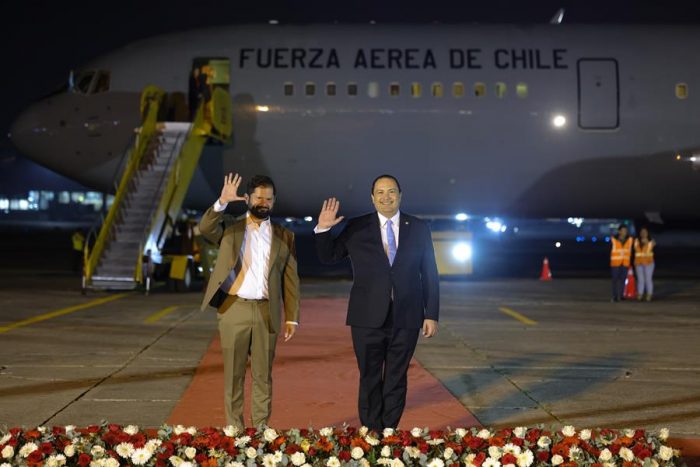 “En tiempos turbulentos”: Presidente Boric brinda apoyo a Bernardo Arévalo en Guatemala
