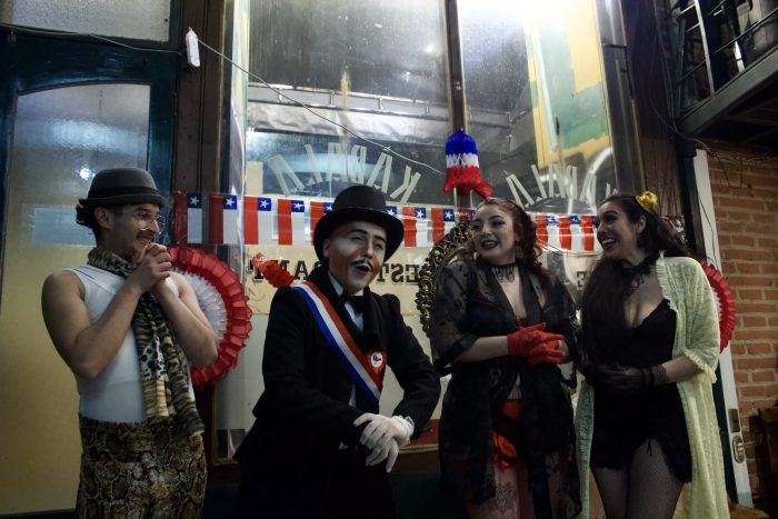 Obra “La casa de los 7 espejos” en Valparaíso