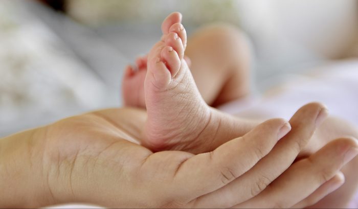 Proteger la fertilidad es clave para la salud pública en Chile hoy