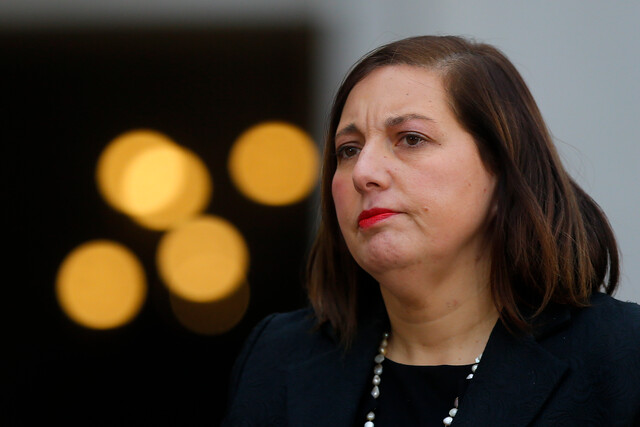 Senadora Vodanovic en plan arrepentida: “No debí haber ido donde Zalaquett”