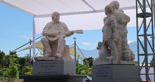 La retrasada inauguración del monumento a Víctor Jara en San Joaquín: escultor acusa irregularidades