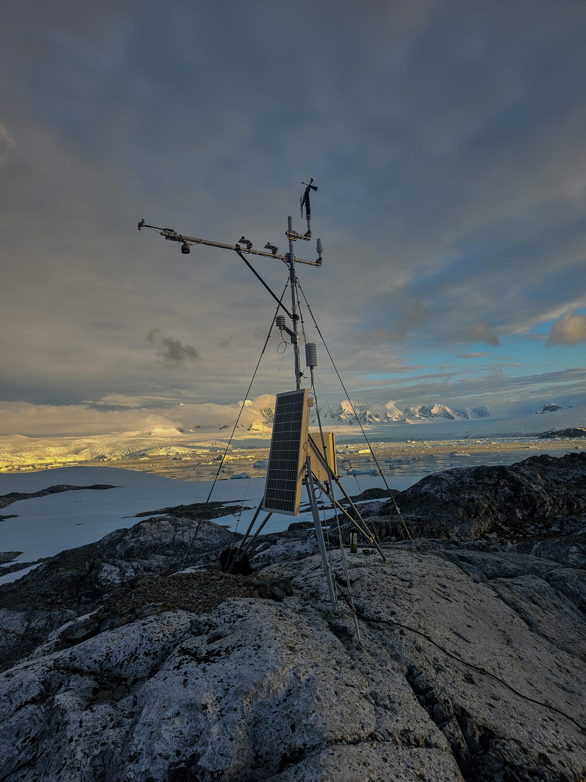 Las tres nuevas estaciones de Chile para medir el cambio climático en la  Antártica