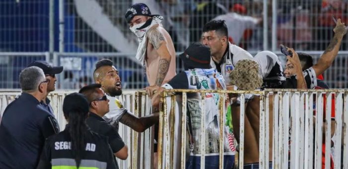 Arturo Vidal critica suspensión de Supercopa por incidentes: “No sé por qué acá son tan graves”