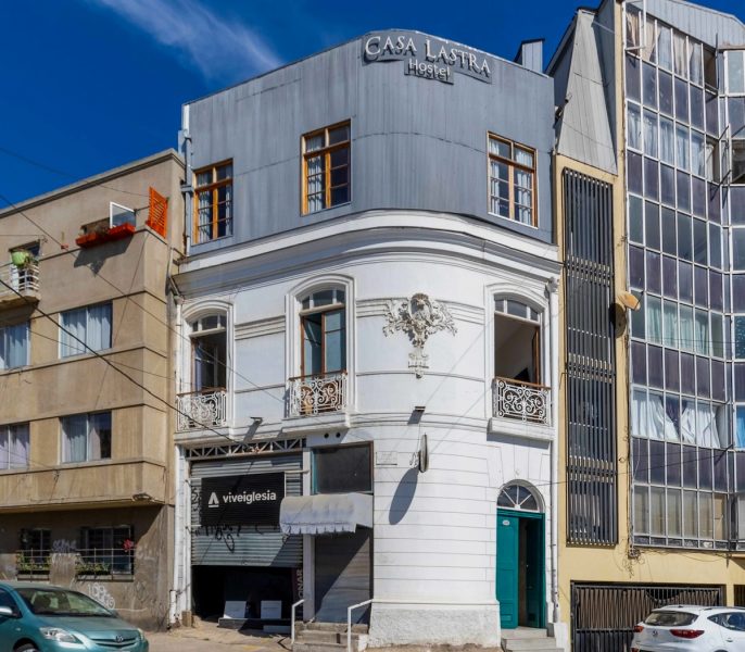Icónica casona patrimonial de Valparaíso tendrá nuevo dueño en marzo