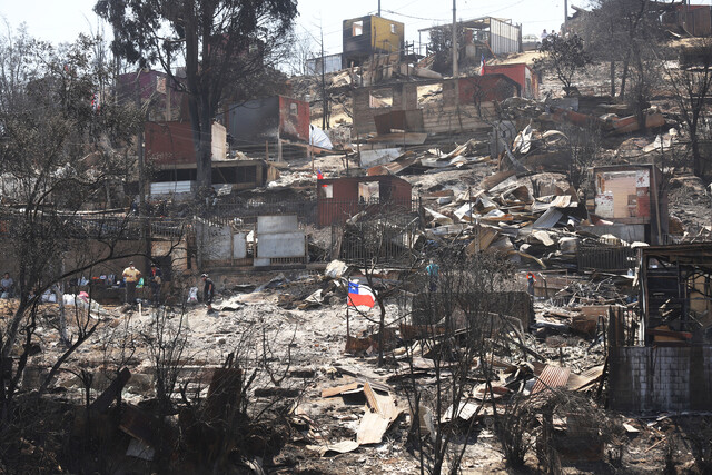 Desafío Levantemos Chile inicia campaña de recaudación para familias afectadas por incendios