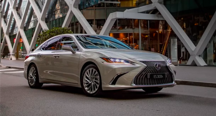 Cada uno cuesta más de $56 millones: Corte Suprema aprueba compra de autos Lexus para sus ministros
