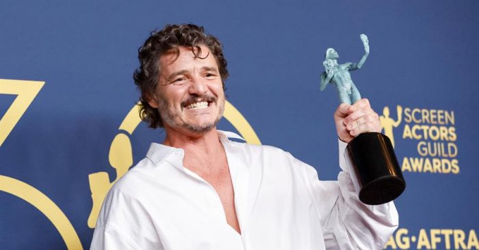 "Un poco ebrio": Pedro Pascal gana premio del Sindicato de Actores por "The Last of Us"