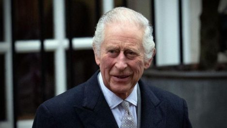 El rey Carlos III es diagnosticado con cáncer, anuncia el Palacio de Buckingham