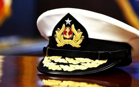 Fallece funcionario de la Armada que fue encontrado con “heridas graves” dentro de la institución