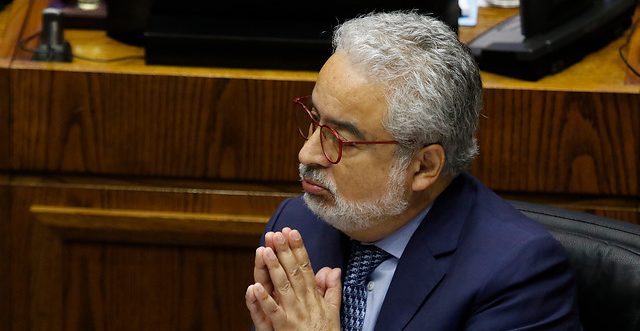 Gremio advierte a Hermosilla: secreto profesional no protege a abogados involucrados en delitos