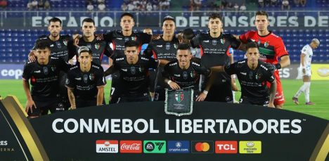 Palestino da paso firme hacia fase de grupos de Copa Libertadores tras vencer a Nacional en Paraguay