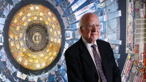 A los 94 años muere el científico Peter Higgs, padre de la "partícula de Dios"