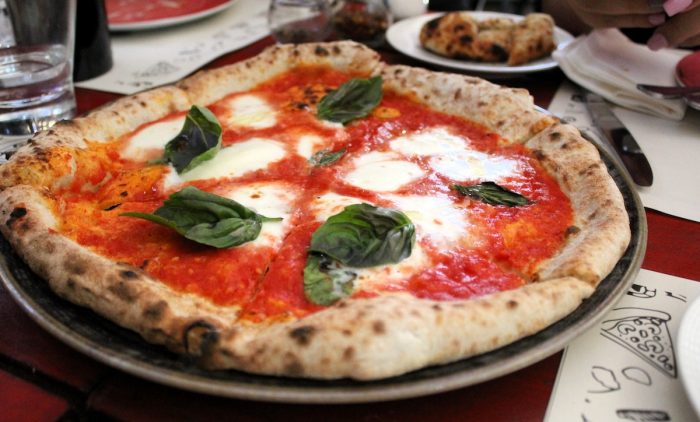 Un imperdible de pizzas y más en Providencia que conquista con los auténticos sabores italianos