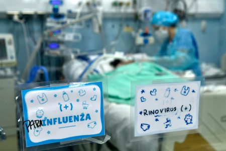 Minsal advierte que revisarán antecedentes tras muerte de niña de seis años por influenza