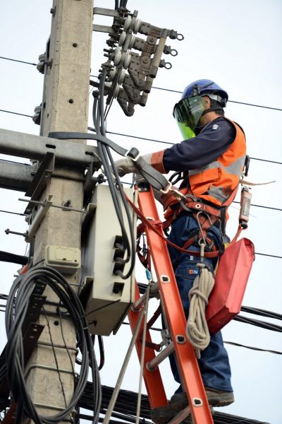 Enel Distribución refuerza equipos en terreno y atención a clientes por lluvioso clima en la RM