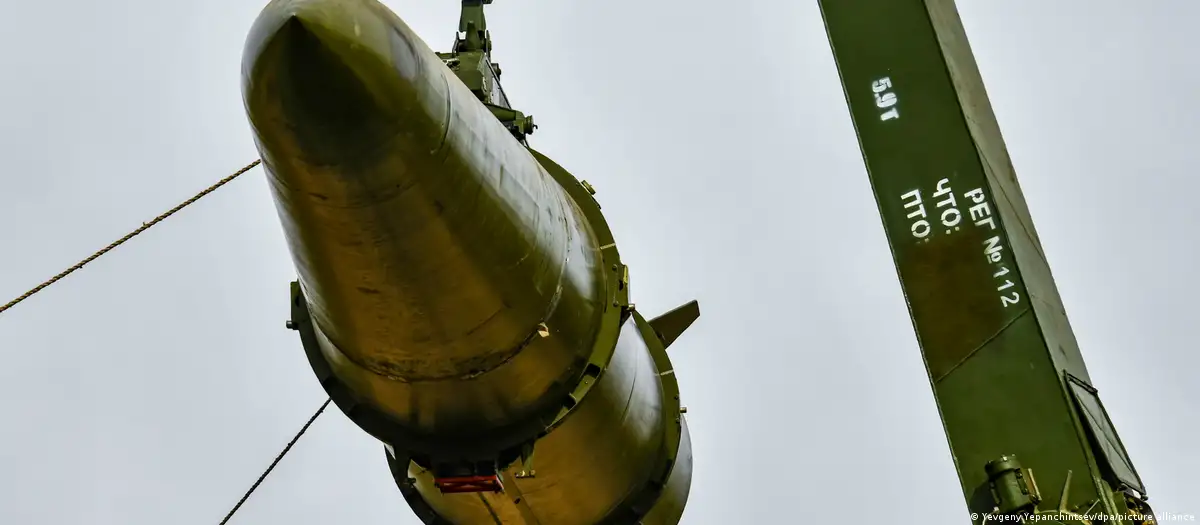 Rusia inicia maniobras con armas nucleares tácticas