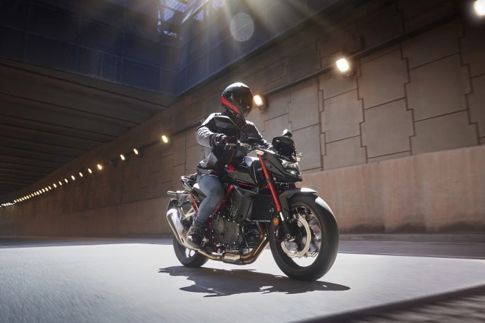 Consejos para la correcta conducción en motocicleta en días de lluvias