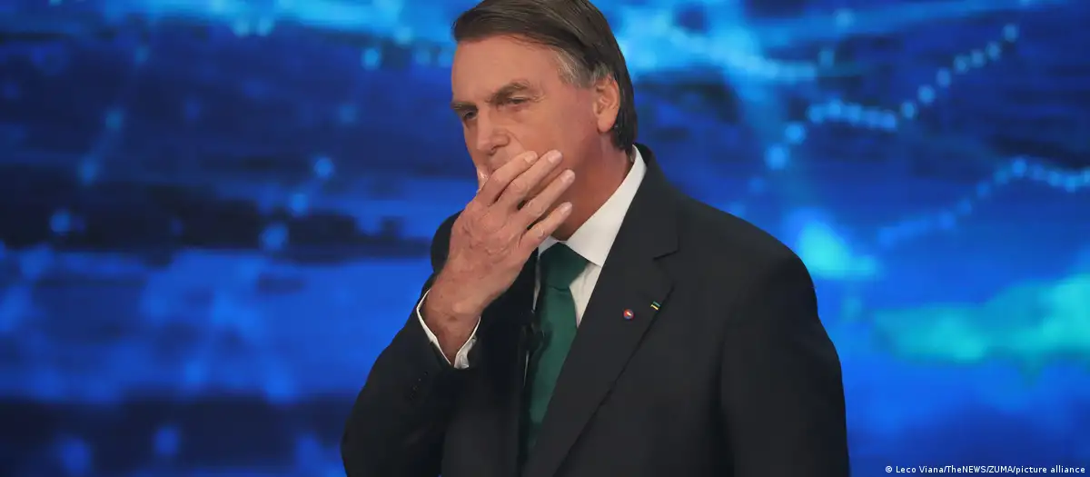 Policía de Brasil halla otra polémica joya que Jair Bolsonaro intentó vender en EE.UU.