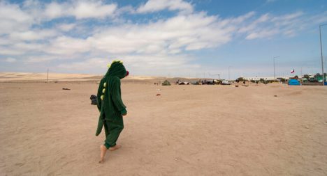 La doble indiferencia ante los niños migrantes abandonados en el desierto