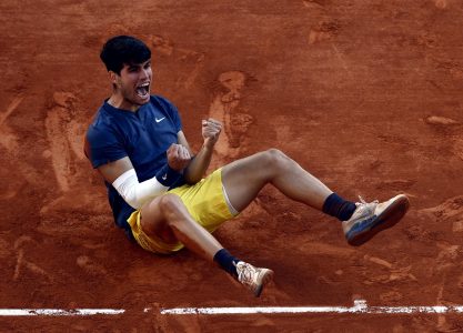 Roland Garros: Carlos Alcaraz se corona campeón del torneo en una intensa final