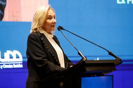 Cecilia Morel: "Cuando uno gobierna el diálogo es fundamental, uno no gobierna solo"